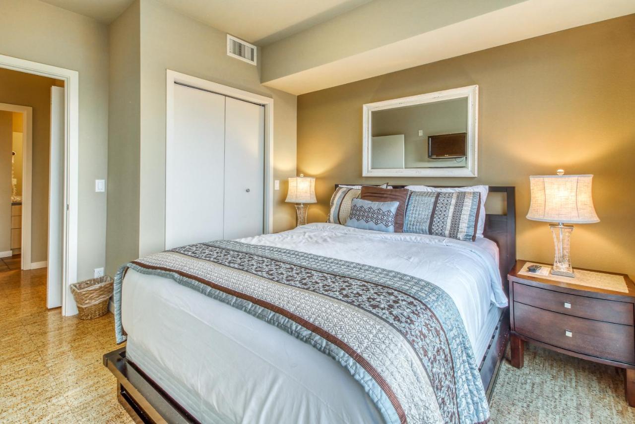 Chelan Resort Suites: Water Sunset Eksteriør billede
