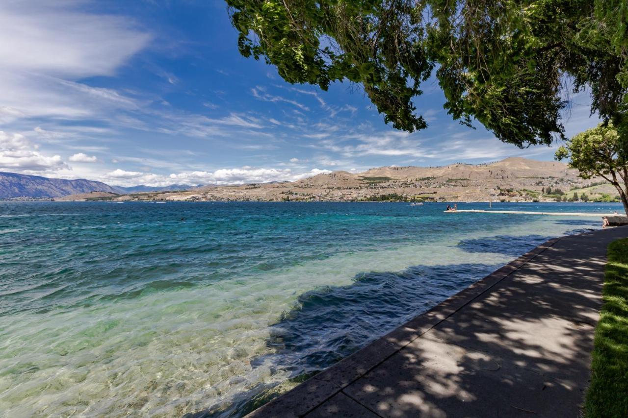 Chelan Resort Suites: Water Sunset Eksteriør billede